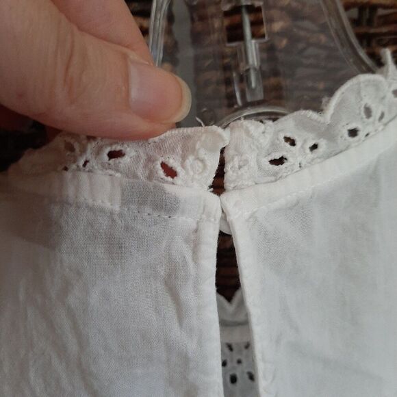 Zara Embroidered Eyelet Ruffle Tank Top Blouse Medium White Cottagecore Romantic - Picture 6 of 7